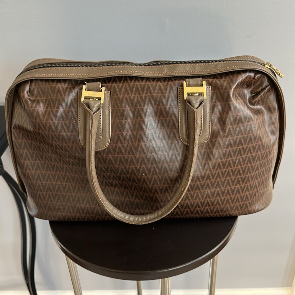 💙 Mario Valentino Vintage Boston Bag – Top Handle with Dust Bag - Authentic - Picture 5 of 15